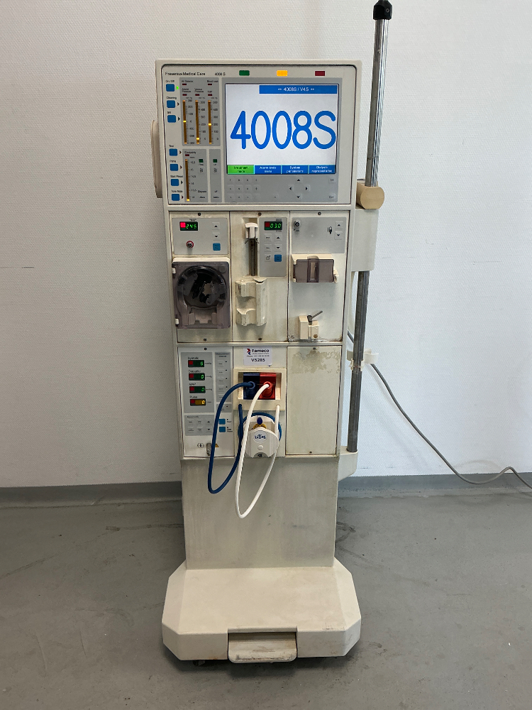 Image of Fresenius Medical Care 4008 S Hemodialys Machines
